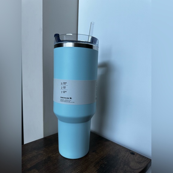 🇺🇸 Stanley x Target Exclusive WATERCOLOR BLUE 40oz tumbler - Picture 3 of 10